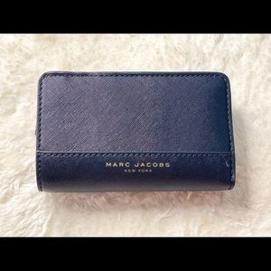 Marc Jacobs black saffiano wallet, black